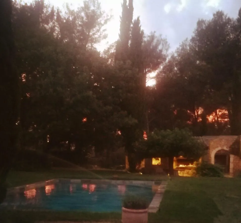 Le Mas Des Escans Le Beausset
